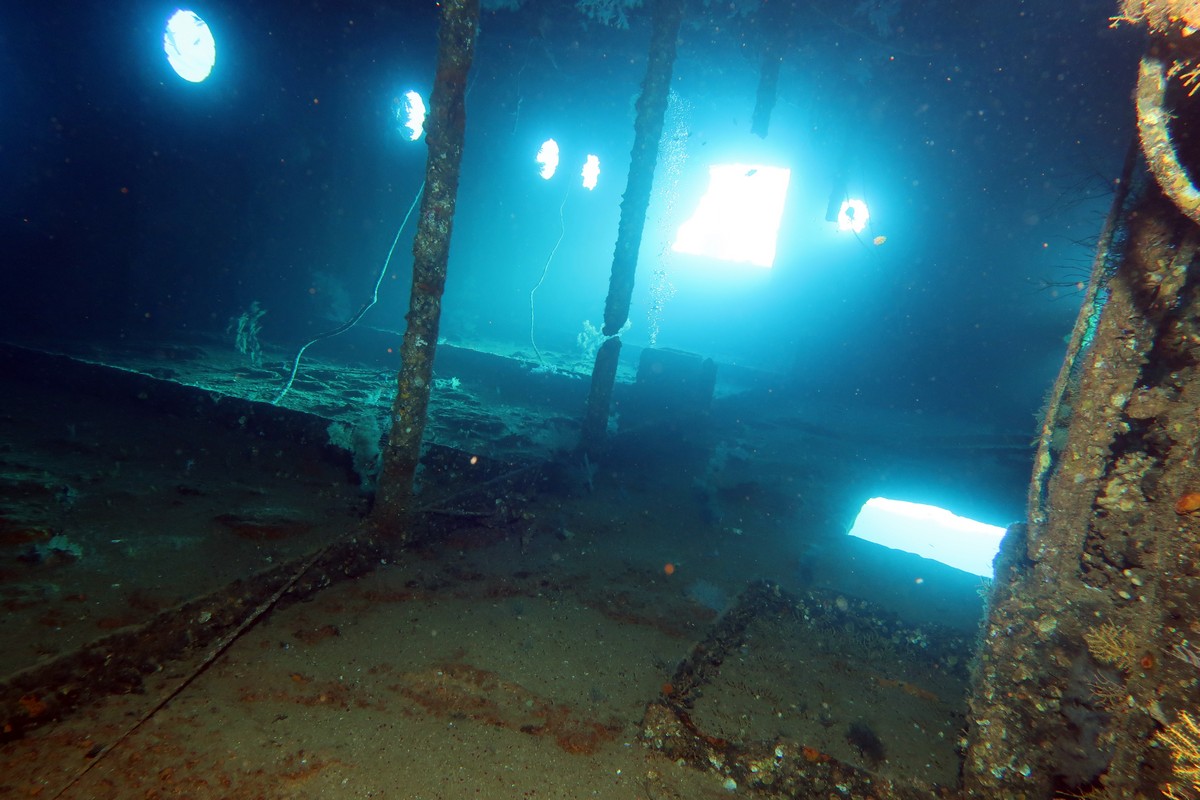 Затонувшие корабли и рифы в северной части Красного моря