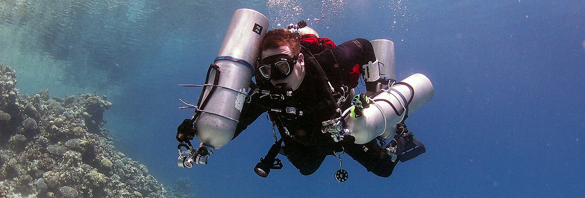 Газ для дыхания водолазов. Технический дайвинг. ГАЗ для дыхания водолазов в аквалангах. Толстый дайвер. Торпеда для подводного плавания.
